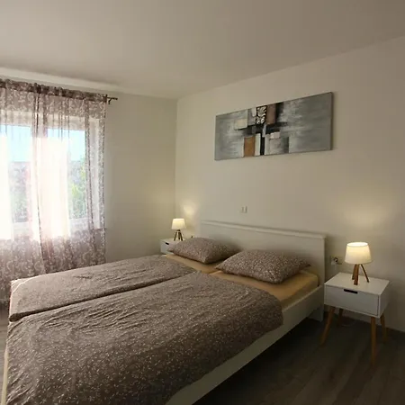 Goltes * Lovrečica